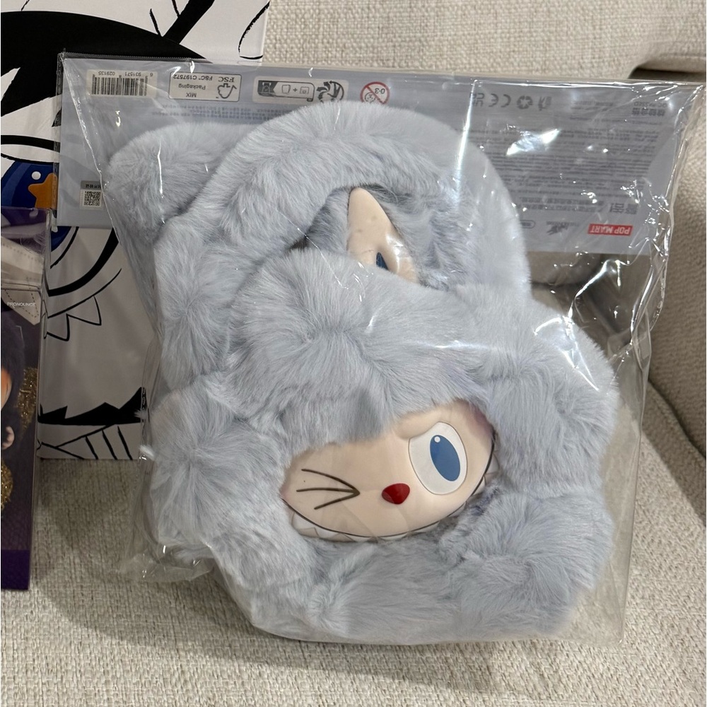 THE MONSTERS LABUBU - Plush Flower Bag (Blue)